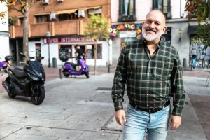 Ignacio, standing on a Madrid street for Elska photoshoot.