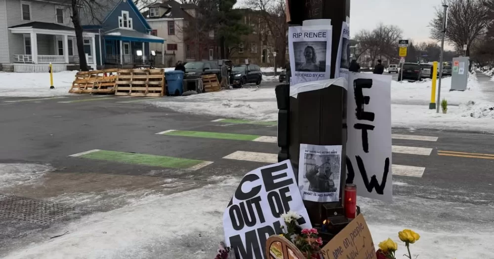 A memorial for Renee Good, Several lawyers at the US Department of Justice (DoJ) have resigned in protest at the department’s intention to investigate the widow of Renee Good